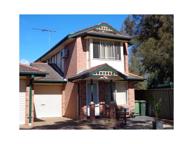 1/43 Allambie Road, Edensor Park NSW 2176