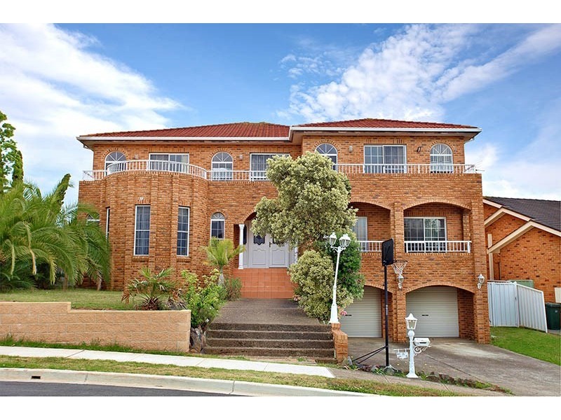 13 Tucker Place, Edensor Park NSW 2176