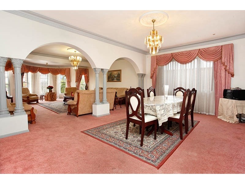 13 Tucker Place, Edensor Park NSW 2176