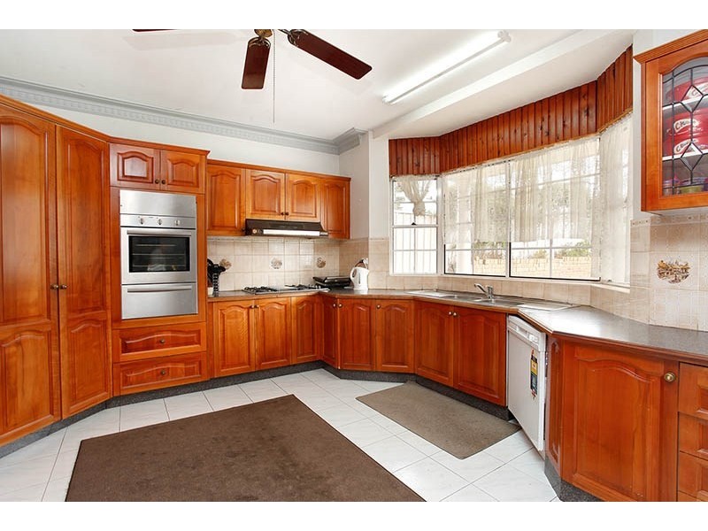 13 Tucker Place, Edensor Park NSW 2176