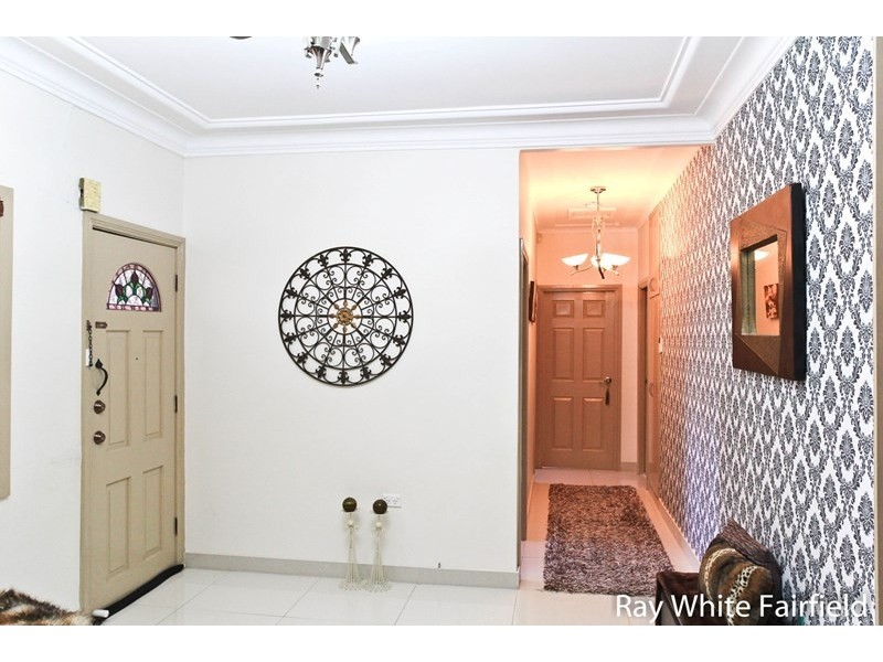 Fairfield West NSW 2165