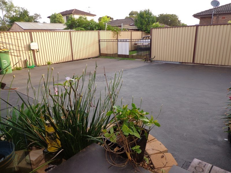 St Johns Park NSW 2176