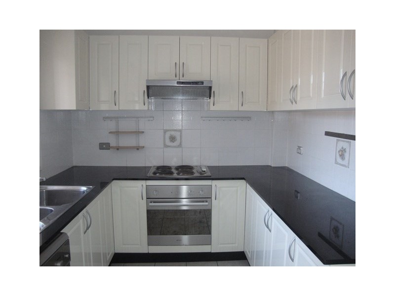 4/10-12 Justin Street, Smithfield NSW 2164