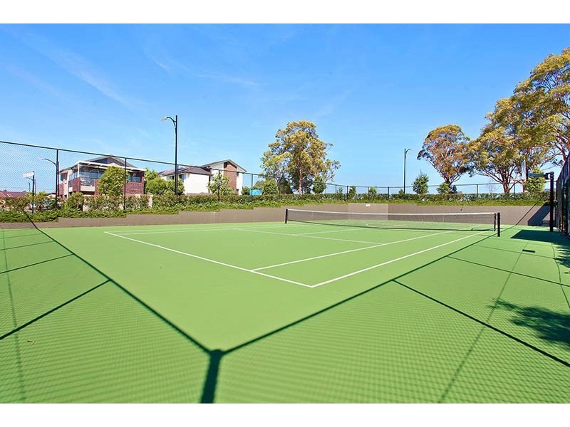 152 Middleton Drive, Middleton Grange NSW 2171