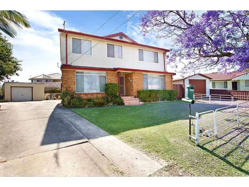 8 and 8A Siandra Avenue, Fairfield NSW 2165