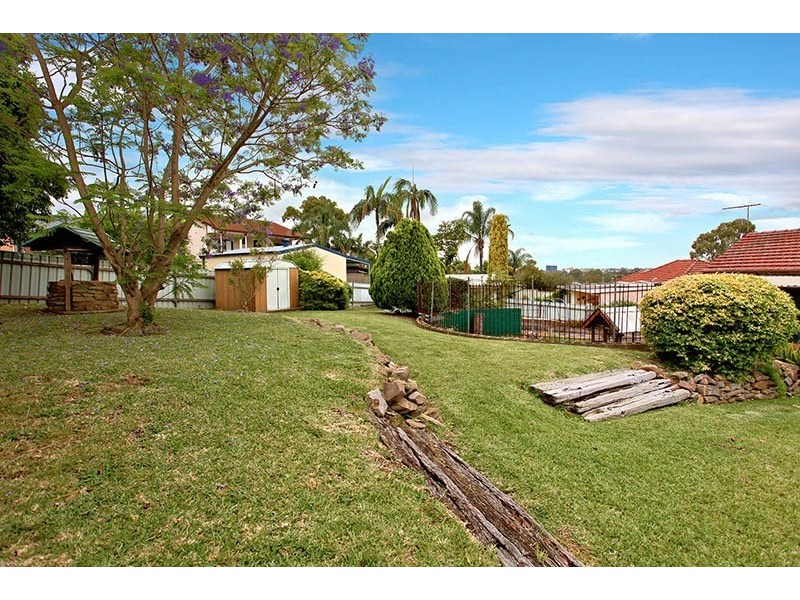 33 Tobys Boulevard, Mount Pritchard NSW 2170