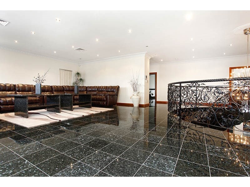 34 Reservoir Road, Mount Pritchard NSW 2170