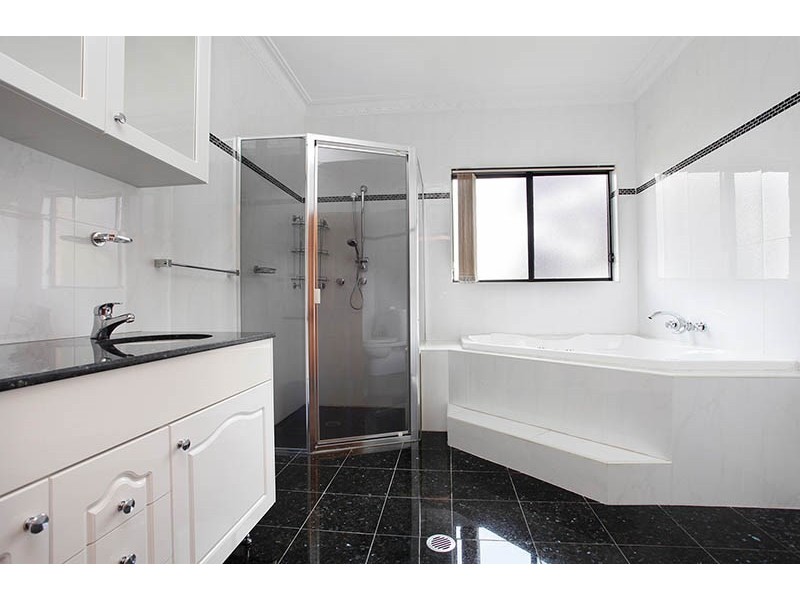 34 Reservoir Road, Mount Pritchard NSW 2170