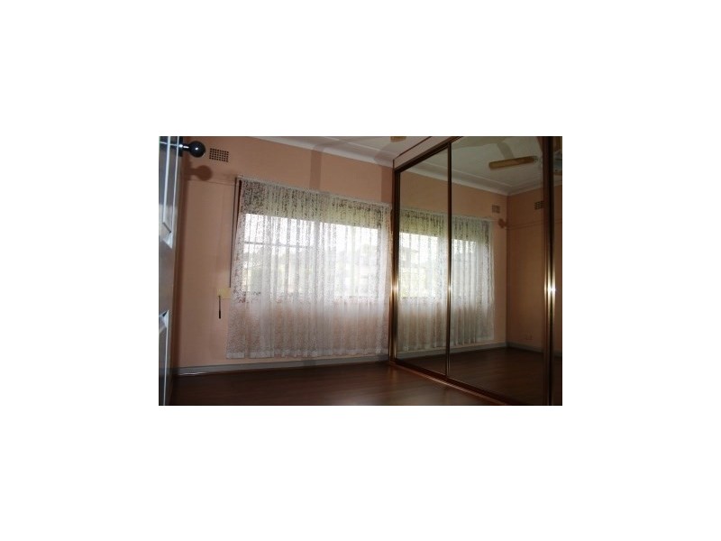 Canley Heights NSW 2166