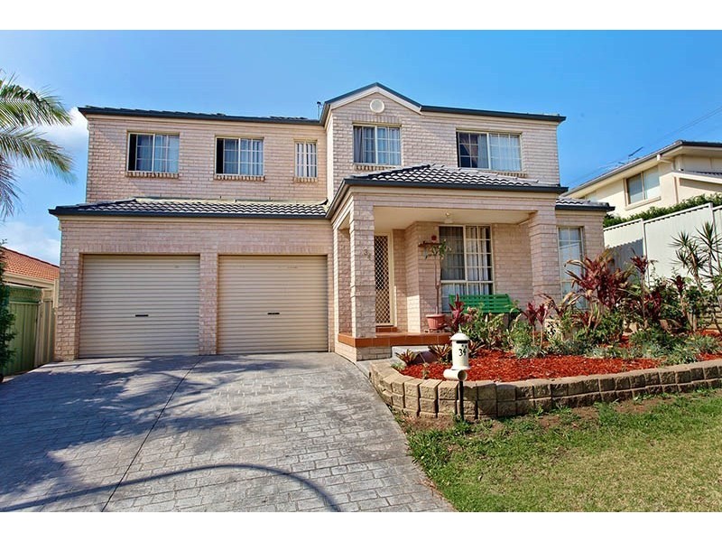 34 Bentinck Drive, Green Valley NSW 2168