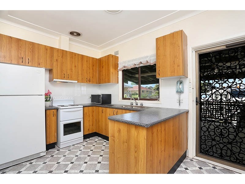 55 Charles Street, Smithfield NSW 2164