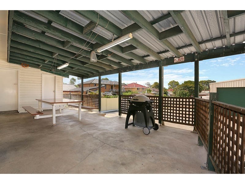 55 Charles Street, Smithfield NSW 2164