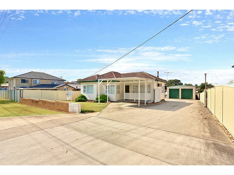 55 Charles Street, Smithfield NSW 2164