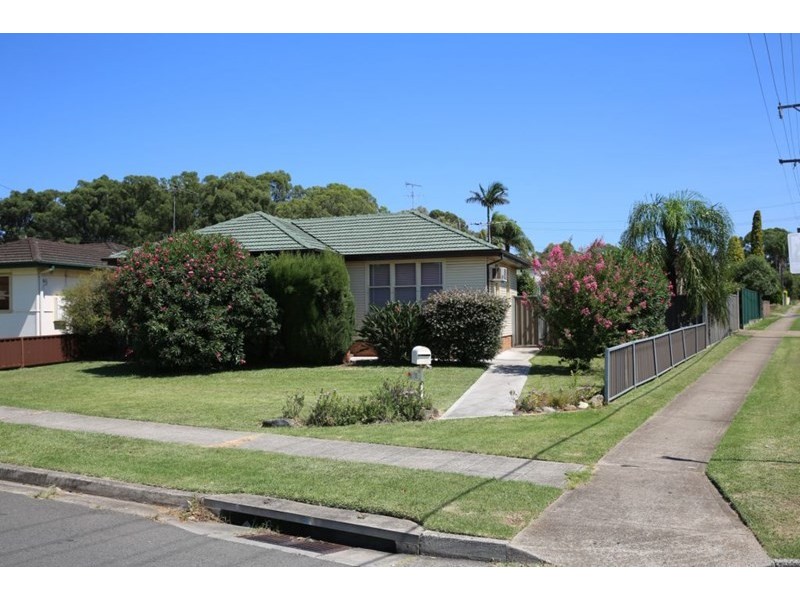 313 Brenan Street, Smithfield NSW 2164