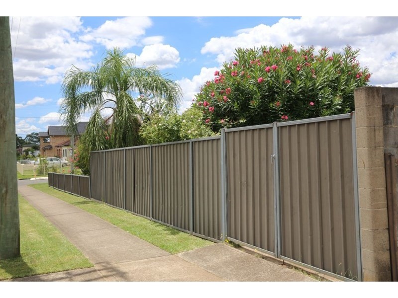 313 Brenan Street, Smithfield NSW 2164