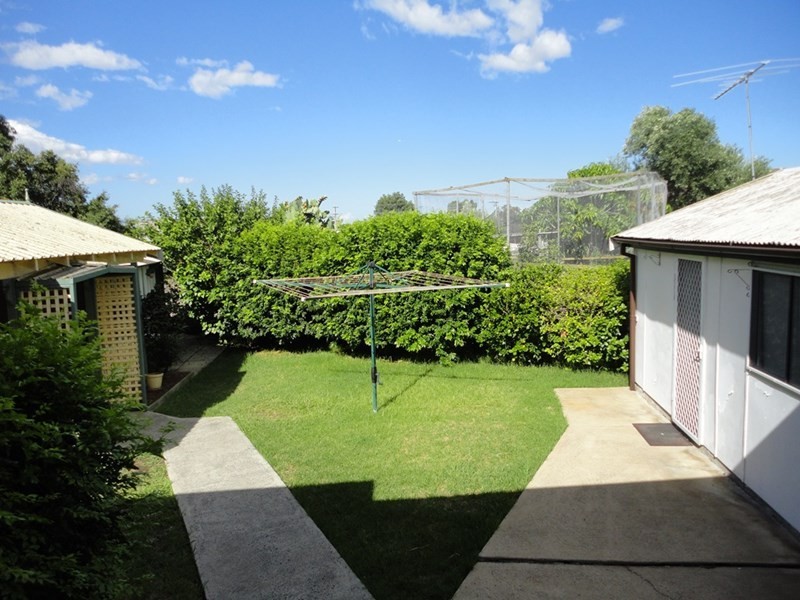12 Hiland Crescent, Smithfield NSW 2164