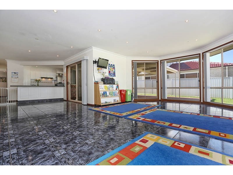 17 Seaeagle Crescent, Green Valley NSW 2168