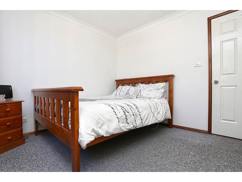 17 Seaeagle Crescent, Green Valley NSW 2168