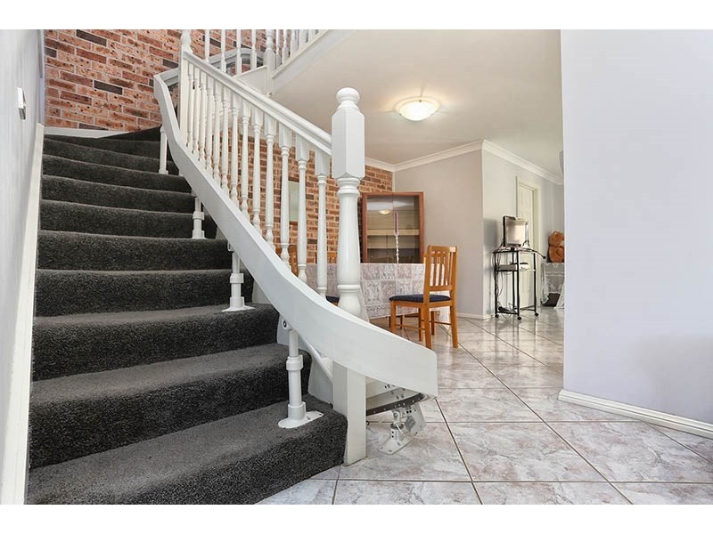 2/2 Prairie Vale Road, Bossley Park NSW 2176