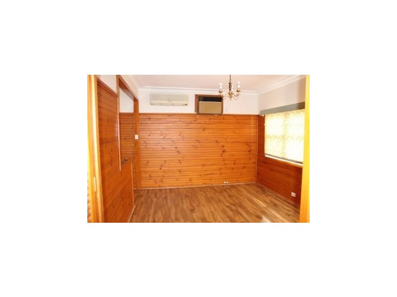 Canley Heights NSW 2166