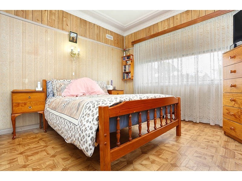 133 Campbell Street, Fairfield East NSW 2165