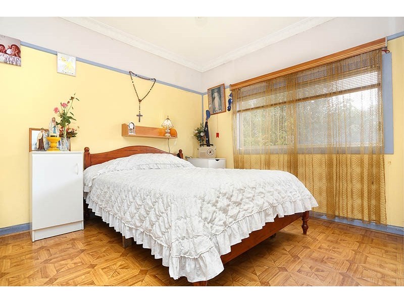 133 Campbell Street, Fairfield East NSW 2165