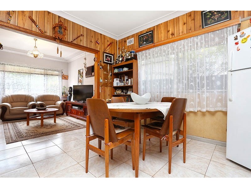 133 Campbell Street, Fairfield East NSW 2165