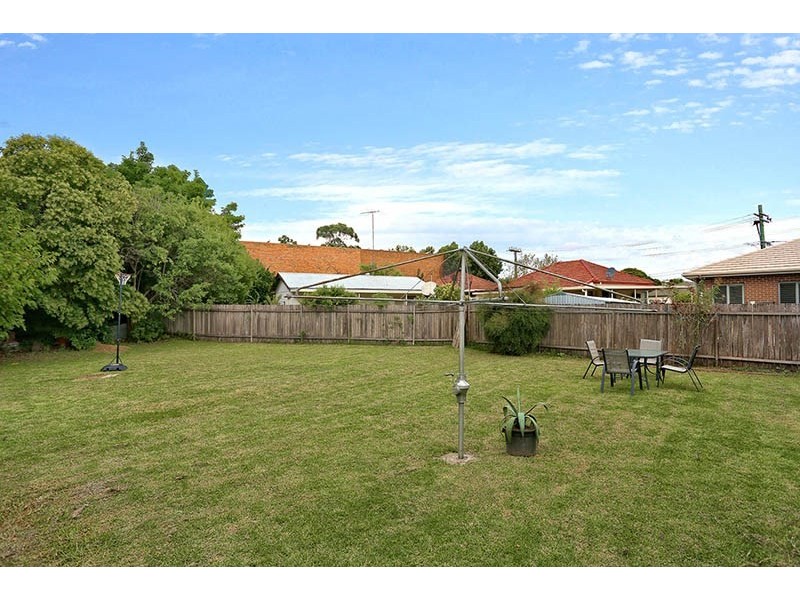 16 Crown Street, Fairfield East NSW 2165