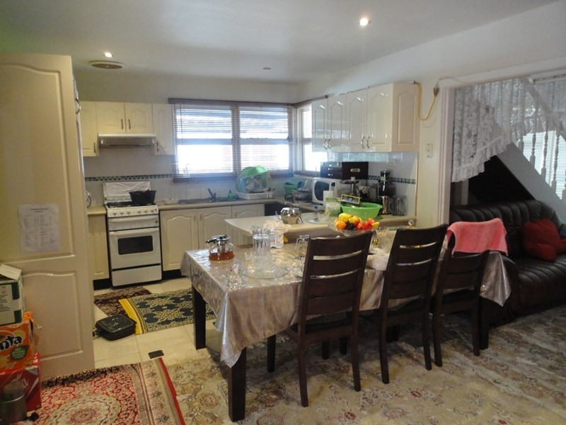 32 Tripoli Road, Fairfield West NSW 2165