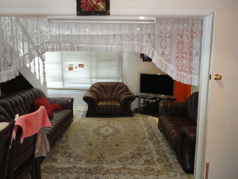 32 Tripoli Road, Fairfield West NSW 2165