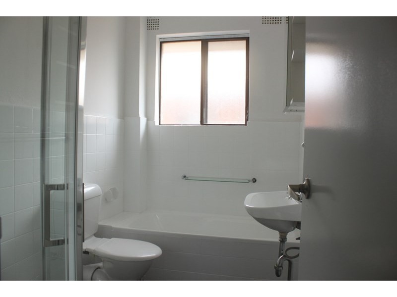 9/79 Harris Street, Fairfield NSW 2165