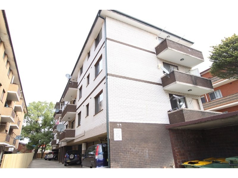 9/79 Harris Street, Fairfield NSW 2165