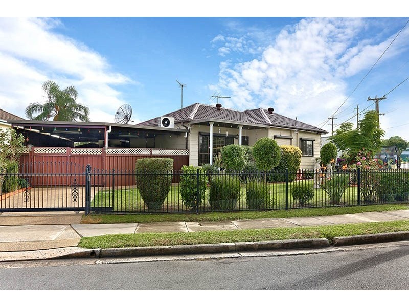 1 Baragoola Street, Fairfield West NSW 2165