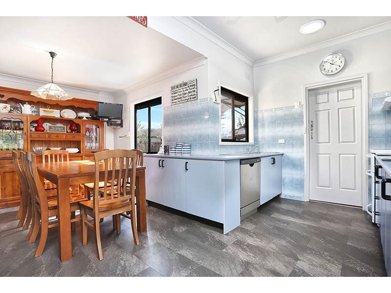 1 Baragoola Street, Fairfield West NSW 2165