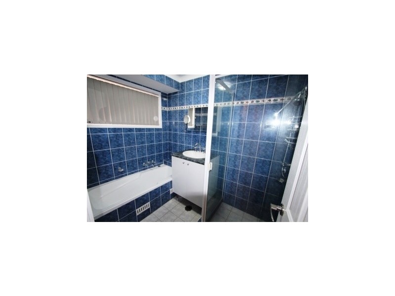 Edensor Park NSW 2176