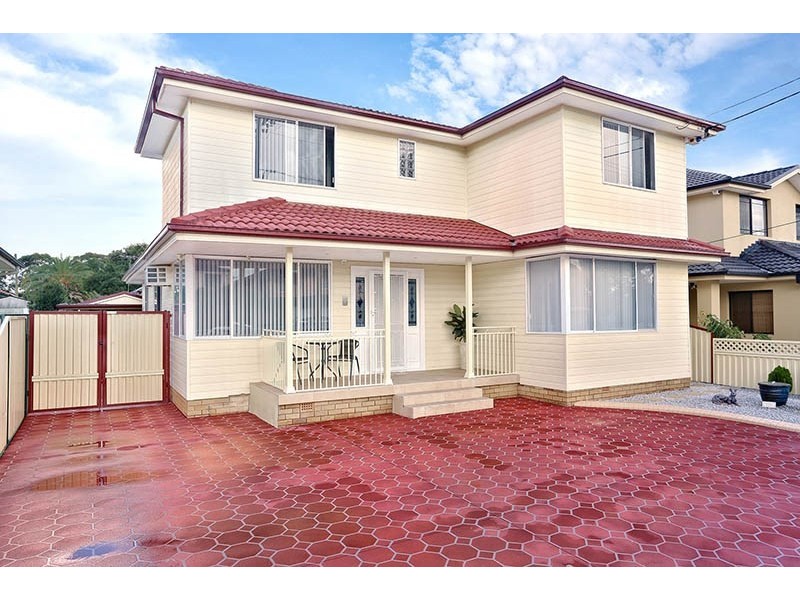 19 Foxlow Street, Canley Heights NSW 2166