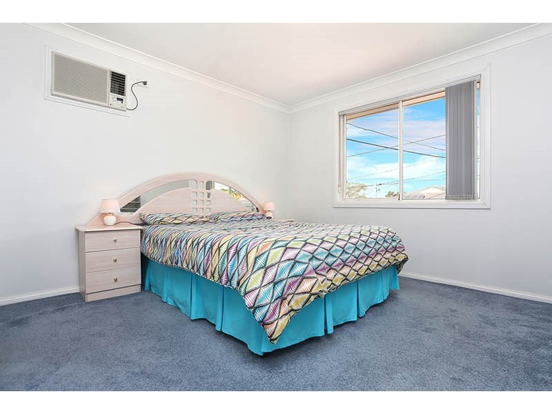 19 Foxlow Street, Canley Heights NSW 2166