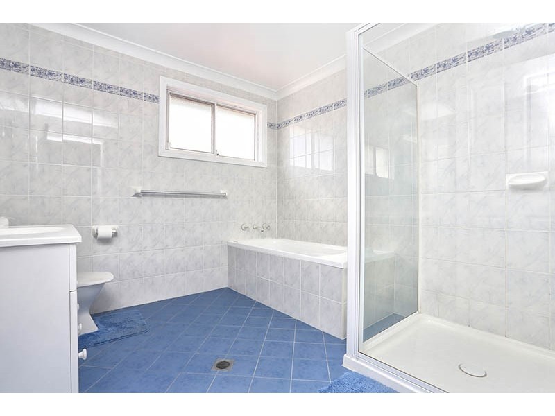 19 Foxlow Street, Canley Heights NSW 2166