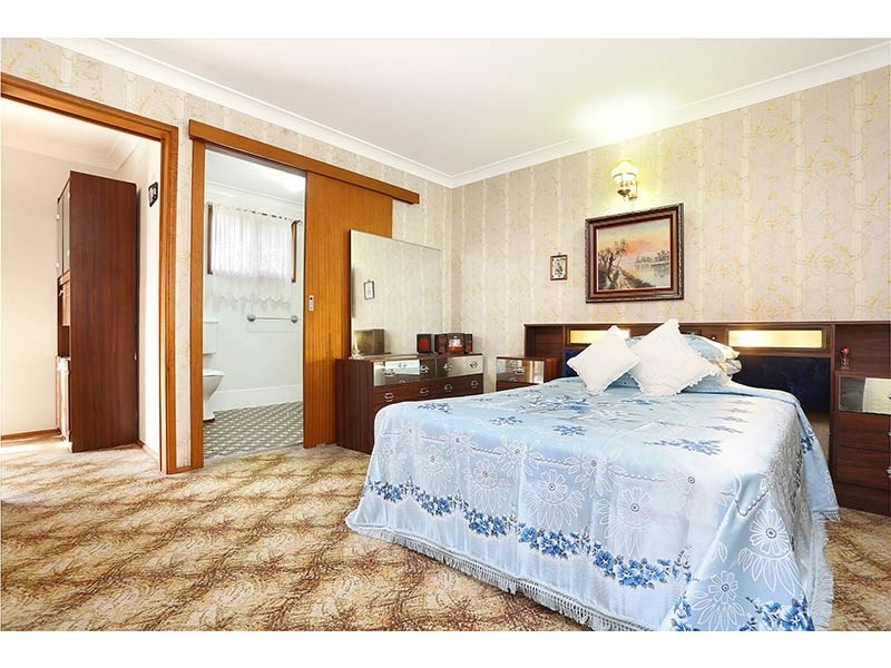 3 Lynesta Avenue, Fairfield West NSW 2165