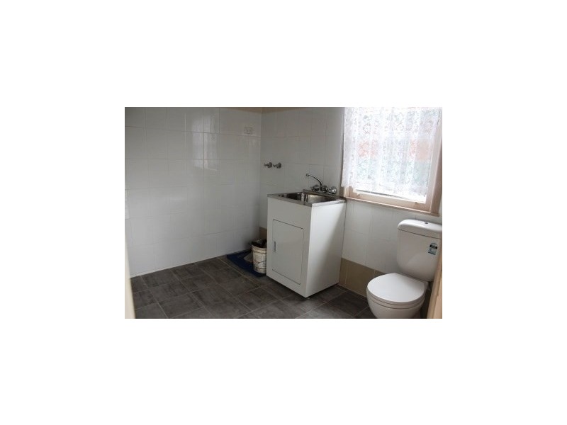 Fairfield East NSW 2165