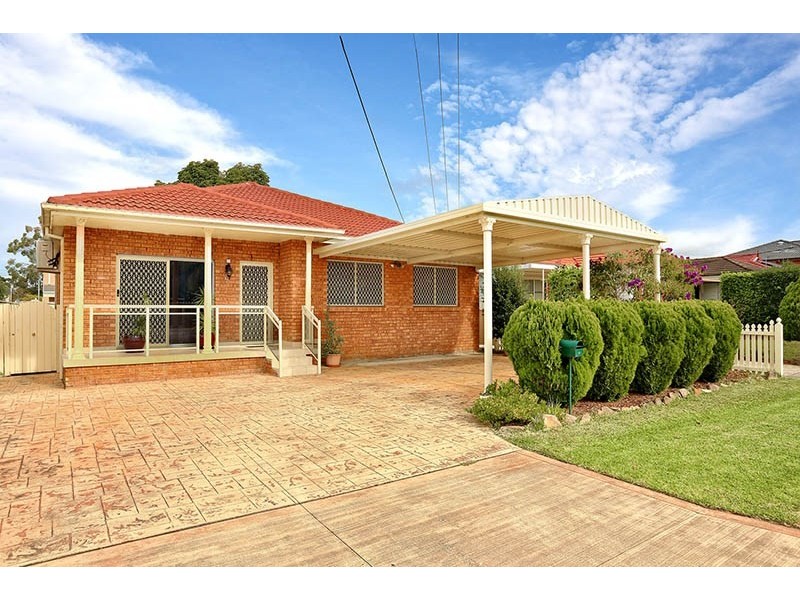 12 Foxlow Street, Canley Heights NSW 2166