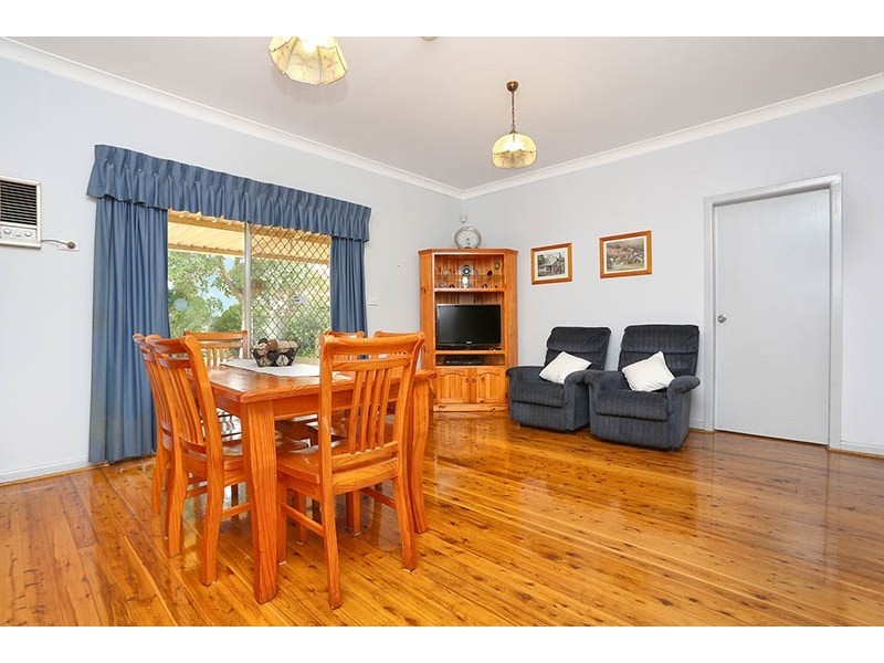 12 Foxlow Street, Canley Heights NSW 2166