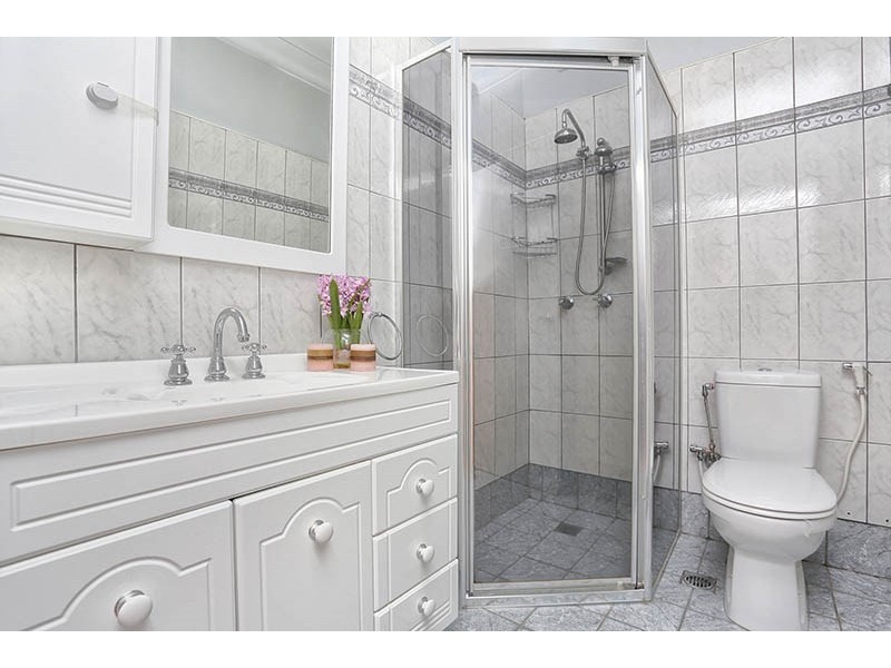 12 Foxlow Street, Canley Heights NSW 2166