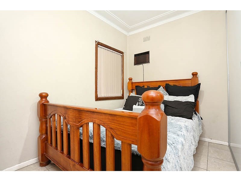 8 Braemar Street, Smithfield NSW 2164