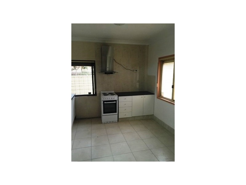 Fairfield West NSW 2165