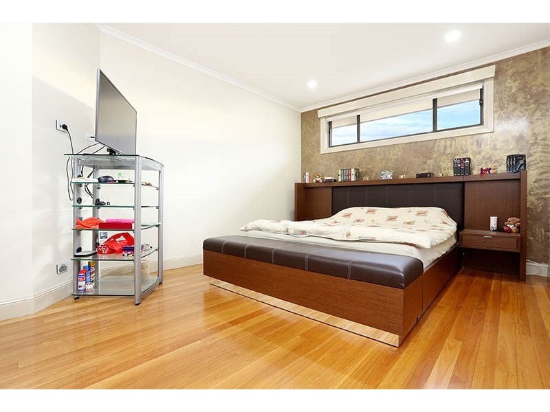 4 Paul Crescent, Canley Heights NSW 2166