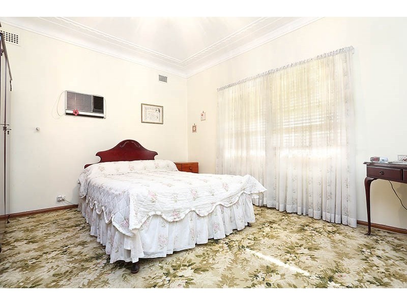 7 Lang Street, Smithfield NSW 2164