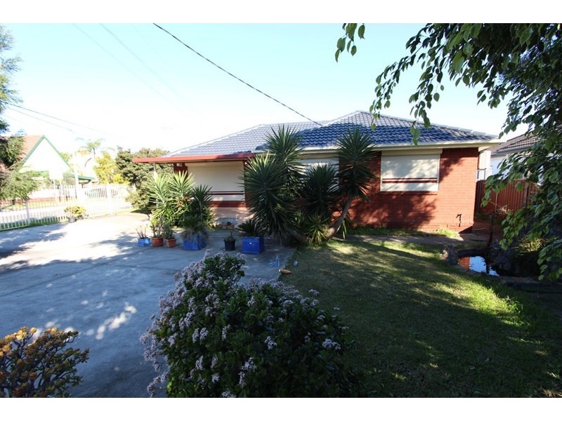 2 Thorney Road, Fairfield West NSW 2165