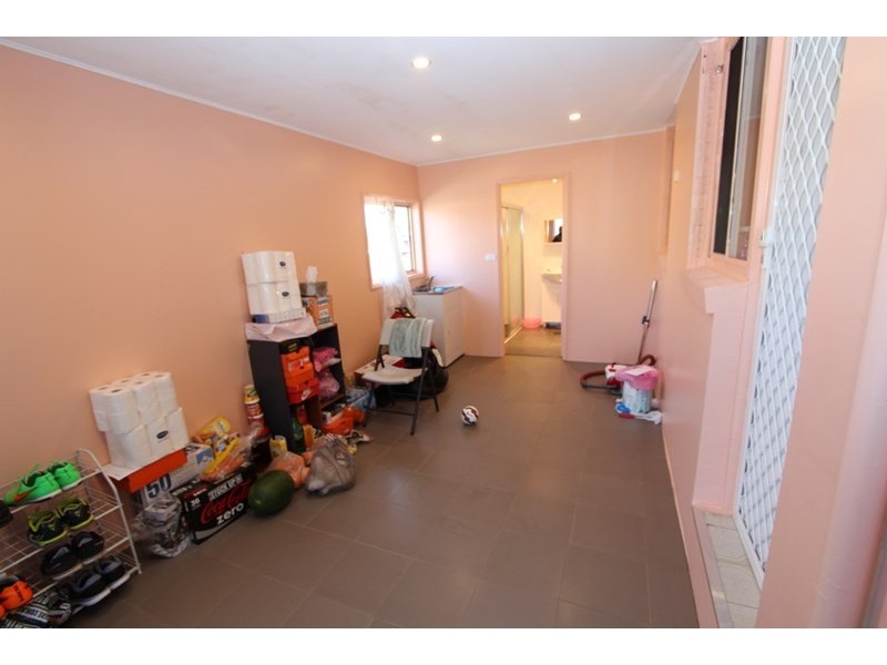 2 Thorney Road, Fairfield West NSW 2165