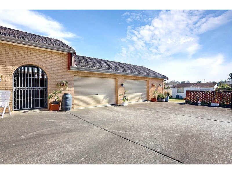 8 Richardson Street, Fairfield NSW 2165